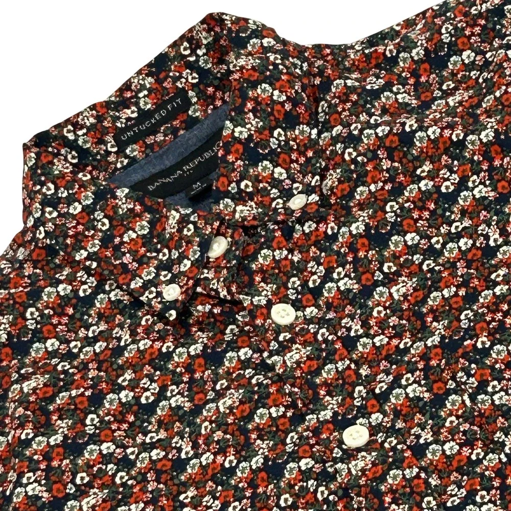 Banana Republic Button Down Shirt Mens M Navy Floral Untucked Fit Cotton LS